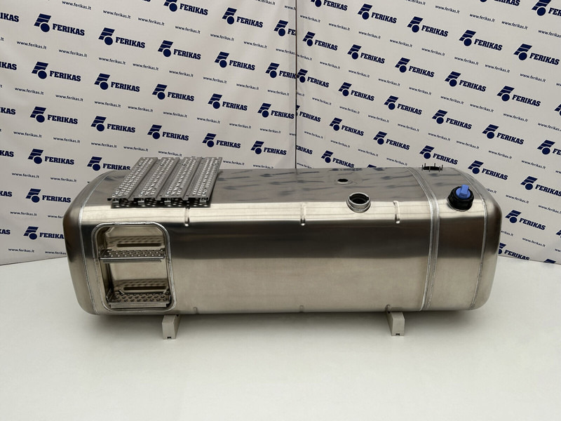 Mercedes-Benz Fuel tank 790L + 120L AdBlue - Rezervoar za gorivo za Tovornjak: slika 1 Mercedes-Benz Fuel tank 790L + 120L AdBlue - Rezervoar za gorivo za Tovornjak: slika 1