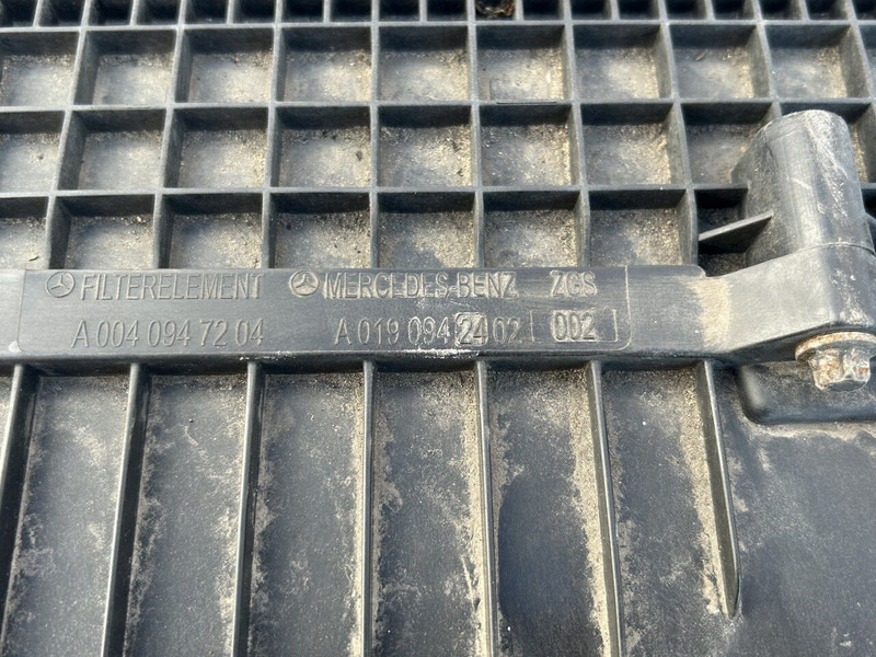 Mercedes-Benz air filter box - Filter kabine za Tovornjak: slika 3 Mercedes-Benz air filter box - Filter kabine za Tovornjak: slika 3