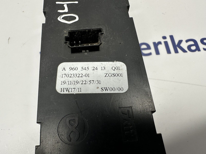 Mercedes-Benz passenger door, window control - Armaturna plošča za Tovornjak: slika 3 Mercedes-Benz passenger door, window control - Armaturna plošča za Tovornjak: slika 3