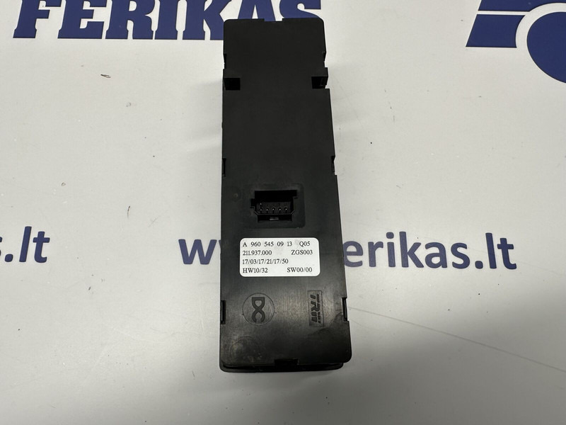 Mercedes-Benz passenger door, window control - Armaturna plošča za Tovornjak: slika 2 Mercedes-Benz passenger door, window control - Armaturna plošča za Tovornjak: slika 2