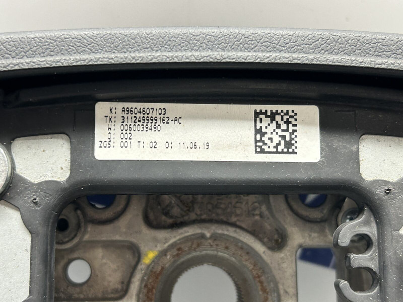 Mercedes-Benz steering wheel, refurbished - Volanski obroč za Tovornjak: slika 5 Mercedes-Benz steering wheel, refurbished - Volanski obroč za Tovornjak: slika 5