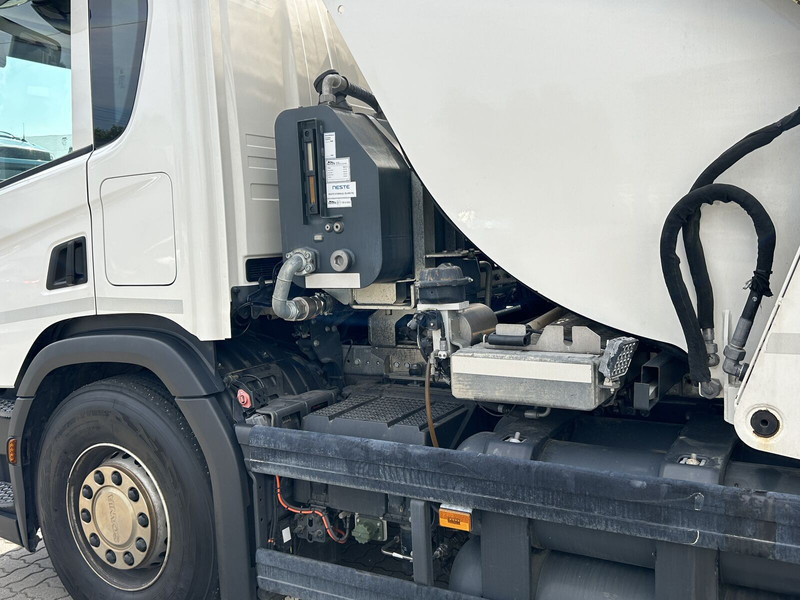 Smetarski tovornjak Scania P 340 CNG: slika 12