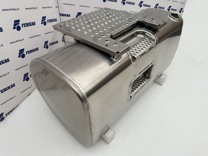 Volvo New aluminum fuel tank 550L - Rezervoar za gorivo za Tovornjak: slika 3 Volvo New aluminum fuel tank 550L - Rezervoar za gorivo za Tovornjak: slika 3
