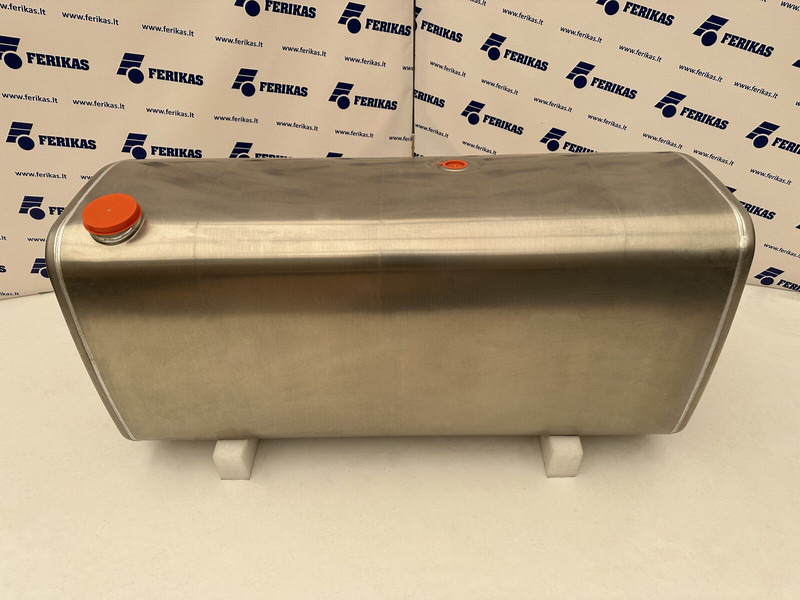 Volvo New aluminum fuel tank 610L - Rezervoar za gorivo za Tovornjak: slika 1 Volvo New aluminum fuel tank 610L - Rezervoar za gorivo za Tovornjak: slika 1