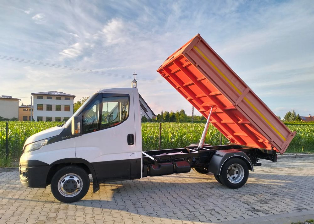 Iveco Daily 35C13 wywrotka wywrot kiper tipper wyklapac - Dostavno vozilo prekucnik: slika 3 Iveco Daily 35C13 wywrotka wywrot kiper tipper wyklapac - Dostavno vozilo prekucnik: slika 3