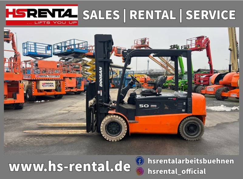 Doosan B50X5 5T 6m Triplex non-marking (1840) - Električni viličar: slika 1 Doosan B50X5 5T 6m Triplex non-marking (1840) - Električni viličar: slika 1