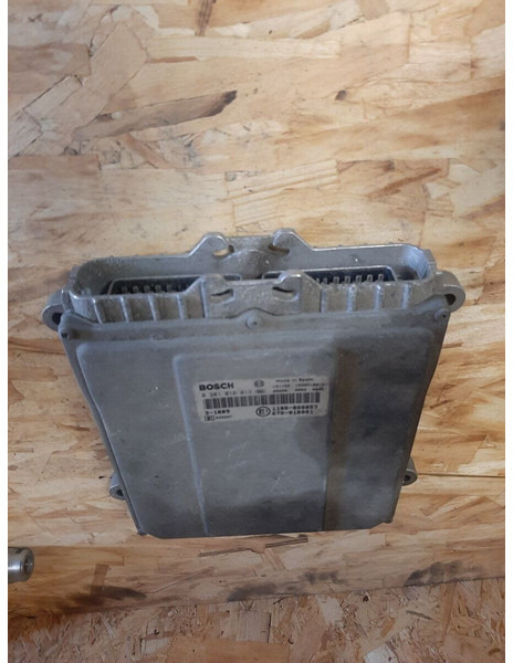 Bosch 0 281 010 013 - ECU: slika 2 Bosch 0 281 010 013 - ECU: slika 2
