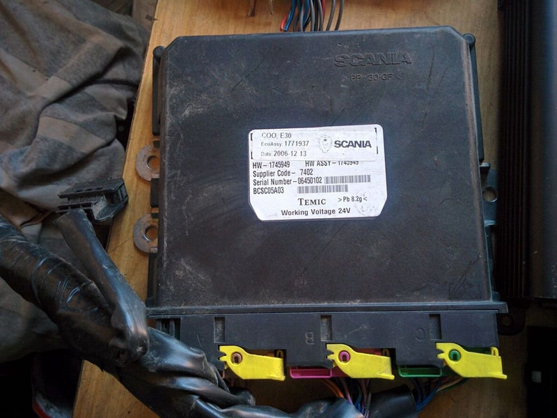 Bosch 1759696. 1851677. 1530440. 1526130. - ECU: slika 4 Bosch 1759696. 1851677. 1530440. 1526130. - ECU: slika 4