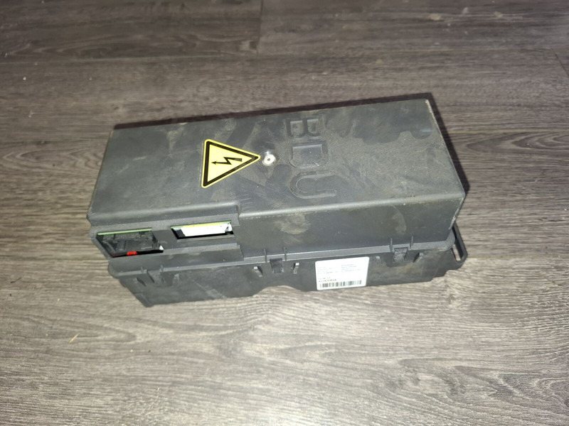 Bosch BDU Battery switch relay VOLVO - Električni sistem: slika 1 Bosch BDU Battery switch relay VOLVO - Električni sistem: slika 1
