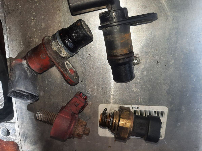 Cummins 239Kvt - ECU: slika 4 Cummins 239Kvt - ECU: slika 4