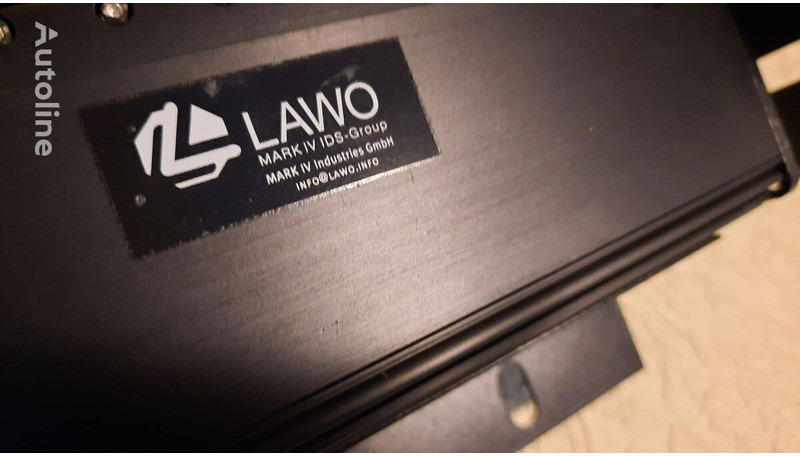 Iveco Mobitec LG2010000-000 Lawo D-76437 .Hanover OL020A.1780556(18568 - Armaturna plošča: slika 5 Iveco Mobitec LG2010000-000 Lawo D-76437 .Hanover OL020A.1780556(18568 - Armaturna plošča: slika 5