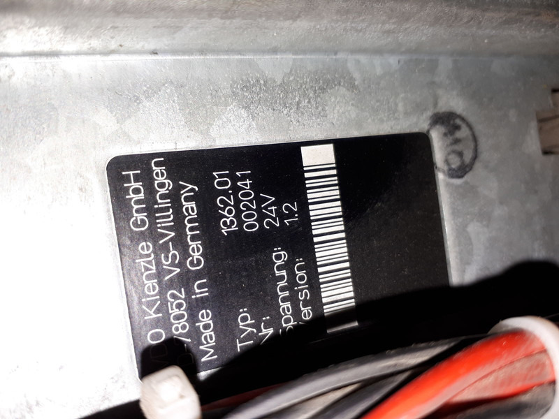 Mercedes-Benz - ECU: slika 4 Mercedes-Benz - ECU: slika 4