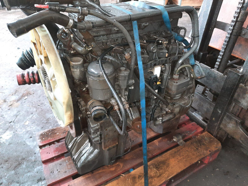 Mercedes-Benz OM 904 LA - Motor: slika 2 Mercedes-Benz OM 904 LA - Motor: slika 2