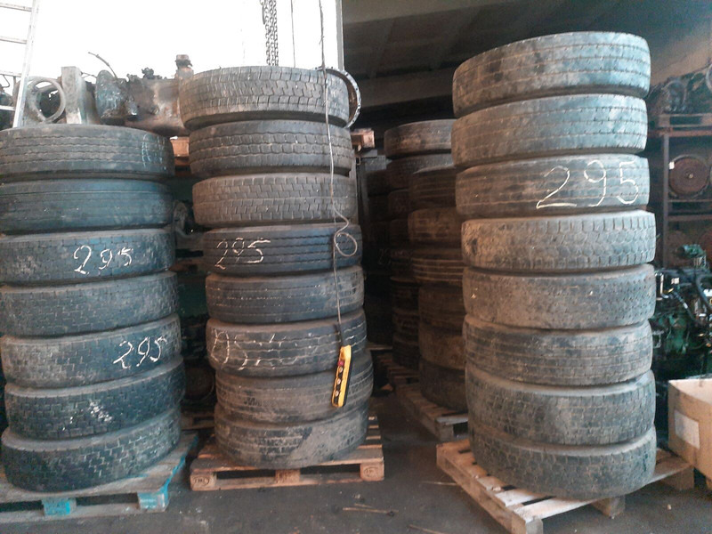 Michelin 295*80R22.5 255*70 \ 275*70* 265\70R19.5 - Guma za Tovornjak: slika 4 Michelin 295*80R22.5 255*70 \ 275*70* 265\70R19.5 - Guma za Tovornjak: slika 4