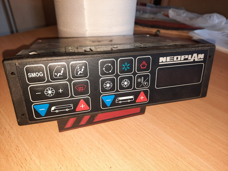 Neoplan Klimat kontrol RS232 BADER/ Clima Aire - Rezervni deli: slika 1 Neoplan Klimat kontrol RS232 BADER/ Clima Aire - Rezervni deli: slika 1