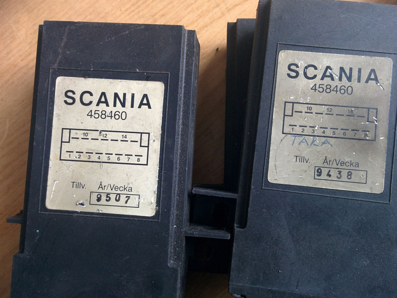 Scania 0485472. 458460 . 0881801800 - ECU: slika 4 Scania 0485472. 458460 . 0881801800 - ECU: slika 4