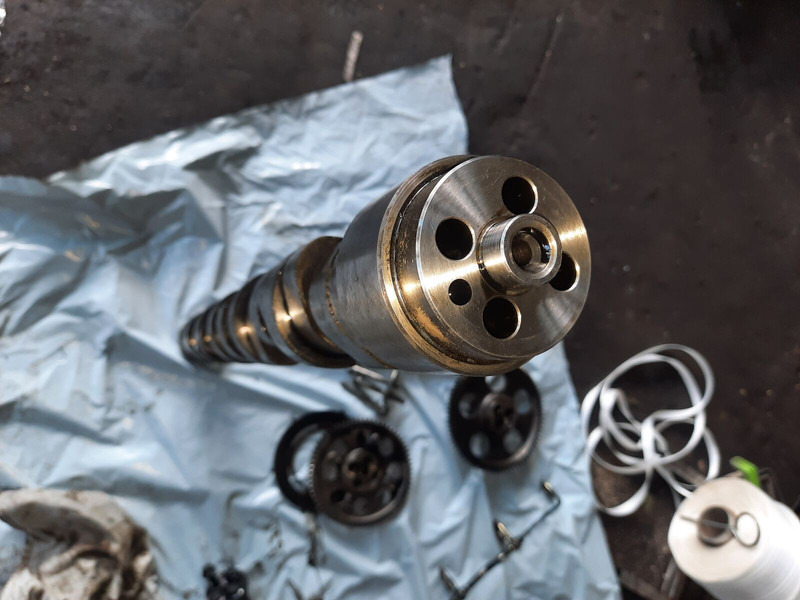 Scania 1749102./ 12E185 - Motor in deli: slika 2 Scania 1749102./ 12E185 - Motor in deli: slika 2