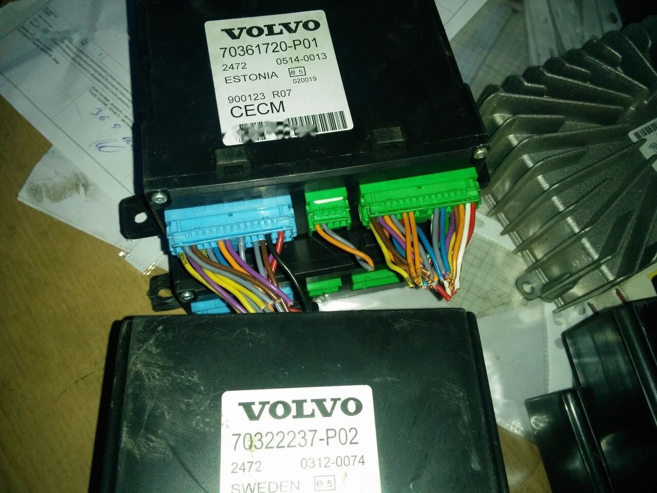 Volvo 70329277 / 70395975-P01 / 70361720-P01 / 70322237-P02 Volvo B12 - ECU za Avtobus: slika 5 Volvo 70329277 / 70395975-P01 / 70361720-P01 / 70322237-P02 Volvo B12 - ECU za Avtobus: slika 5