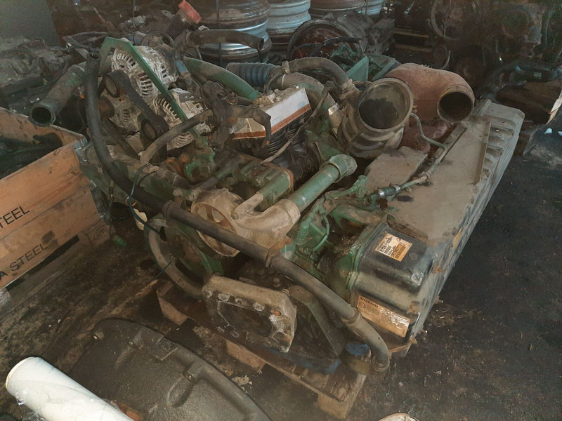 Volvo DH12E340EC06 . DH12D 340. - Motor: slika 4 Volvo DH12E340EC06 . DH12D 340. - Motor: slika 4