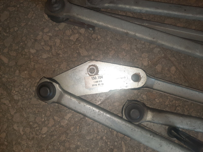 Volvo - Brisalec: slika 2 Volvo - Brisalec: slika 2