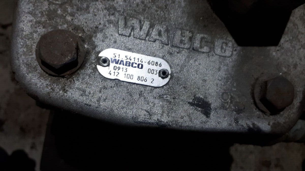 Volvo LP4905 /. LP4992 -B12 .Mersedes Volvo Mersedes 405 - Kompresor za Avtobus: slika 4 Volvo LP4905 /. LP4992 -B12 .Mersedes Volvo Mersedes 405 - Kompresor za Avtobus: slika 4