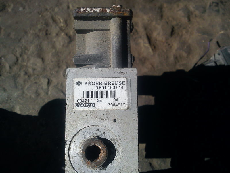 Volvo Уронем пола 0501100014. 28. 29. 35. 40. - ECU: slika 5 Volvo Уронем пола 0501100014. 28. 29. 35. 40. - ECU: slika 5