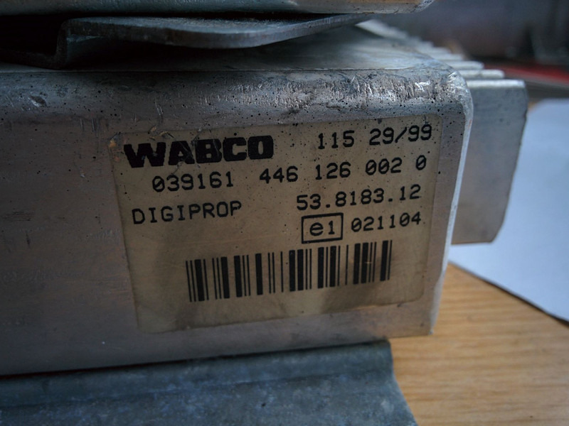 Volvo Войт- ритардер Wabco 4461260000 . 4461260020 003130 /039161 - ECU: slika 3 Volvo Войт- ритардер Wabco 4461260000 . 4461260020 003130 /039161 - ECU: slika 3