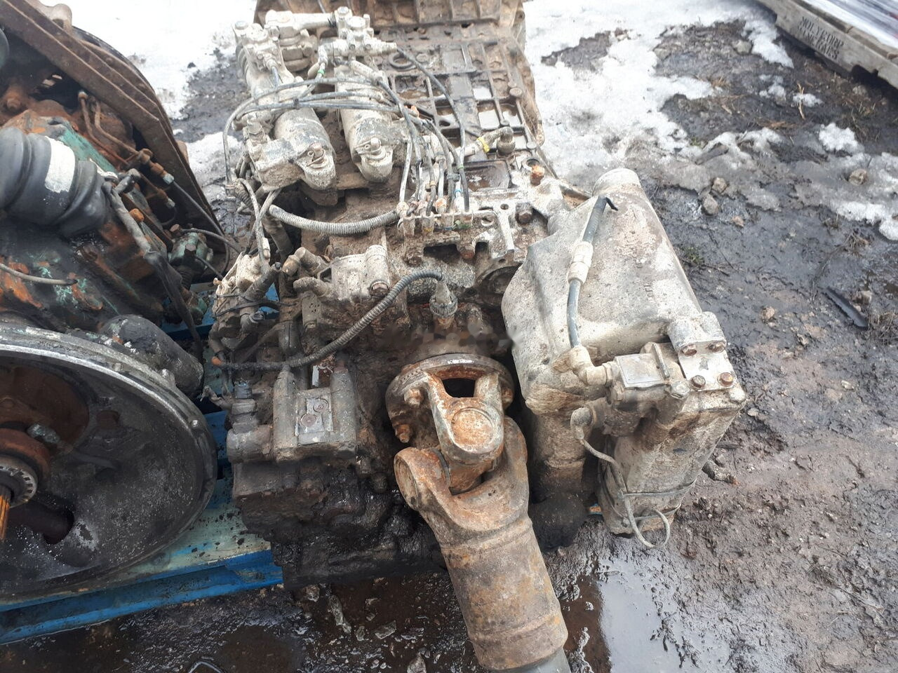 ZF 16S130 .8S180IT . 6S150C. 8S140 IT.6S80+GV80/ 6S90/ S5-24-3 / 6S Van Hool Neoplan - Menjalnik za Avtobus: slika 4 ZF 16S130 .8S180IT . 6S150C. 8S140 IT.6S80+GV80/ 6S90/ S5-24-3 / 6S Van Hool Neoplan - Menjalnik za Avtobus: slika 4