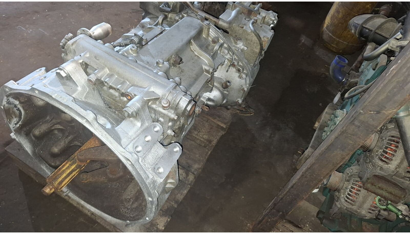 ZF GO210-6. S6 85+GV80/ S6 90 + GV90 - Menjalnik: slika 3 ZF GO210-6. S6 85+GV80/ S6 90 + GV90 - Menjalnik: slika 3