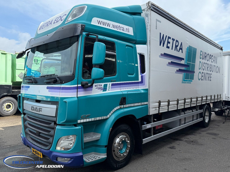 DAF CF 370 FA Space Cab, Sliding roof, Loading lift, Euro 6 - Tovornjak s ponjavo: slika 3 DAF CF 370 FA Space Cab, Sliding roof, Loading lift, Euro 6 - Tovornjak s ponjavo: slika 3