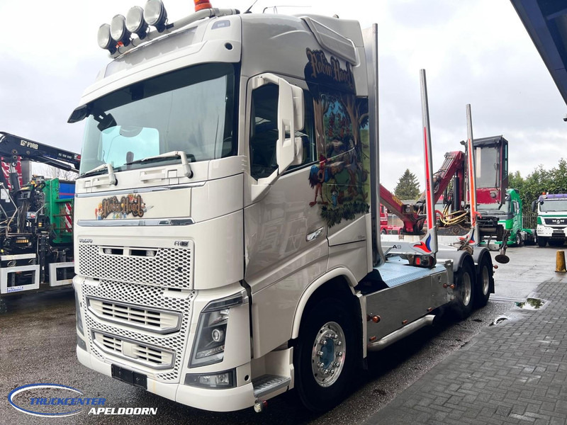 Volvo FH 750 Loglift, 6x4, Dynamic steering - Tovornjak za prevoz lesa, Tovornjak z dvigalom: slika 4 Volvo FH 750 Loglift, 6x4, Dynamic steering - Tovornjak za prevoz lesa, Tovornjak z dvigalom: slika 4