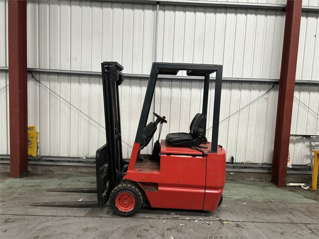 Linde E18 - Električni viličar: slika 1 Linde E18 - Električni viličar: slika 1