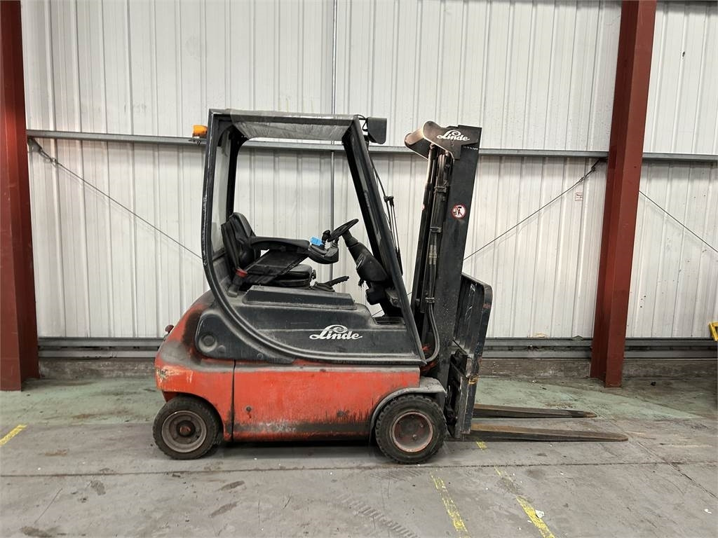 Linde E18P-02 - Električni viličar: slika 5 Linde E18P-02 - Električni viličar: slika 5