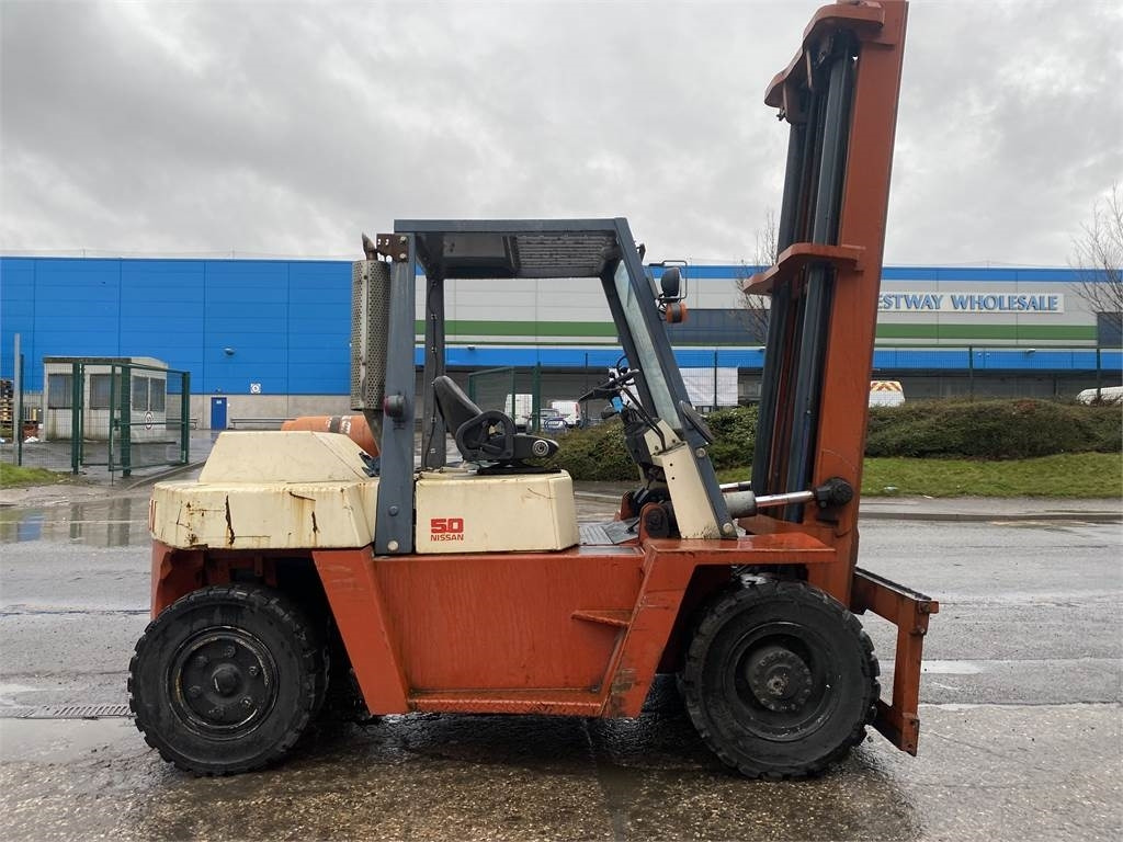 Nissan BF05H50U - Diesel viličar: slika 4 Nissan BF05H50U - Diesel viličar: slika 4