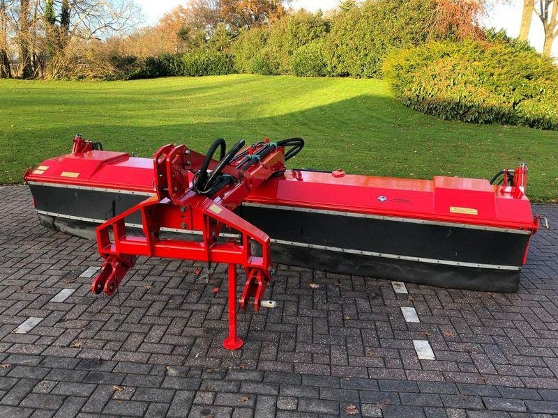 Dücker SFK 4500 veegmachine - Kosilnica: slika 1 Dücker SFK 4500 veegmachine - Kosilnica: slika 1