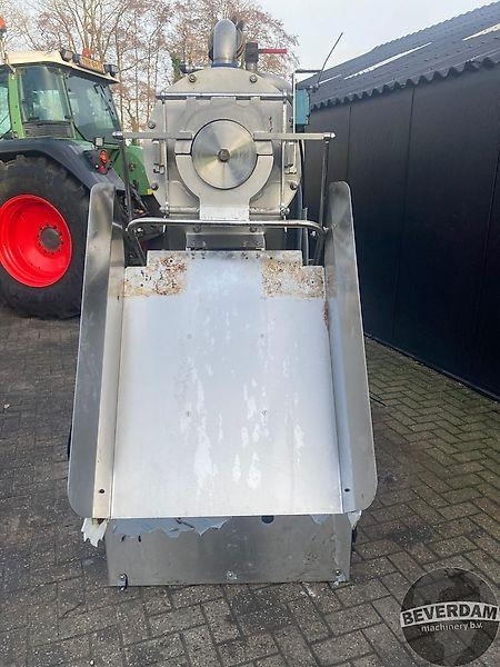 FAN Plug&Play Separator 3.3-780 - Kmetijski stroj: slika 4 FAN Plug&Play Separator 3.3-780 - Kmetijski stroj: slika 4