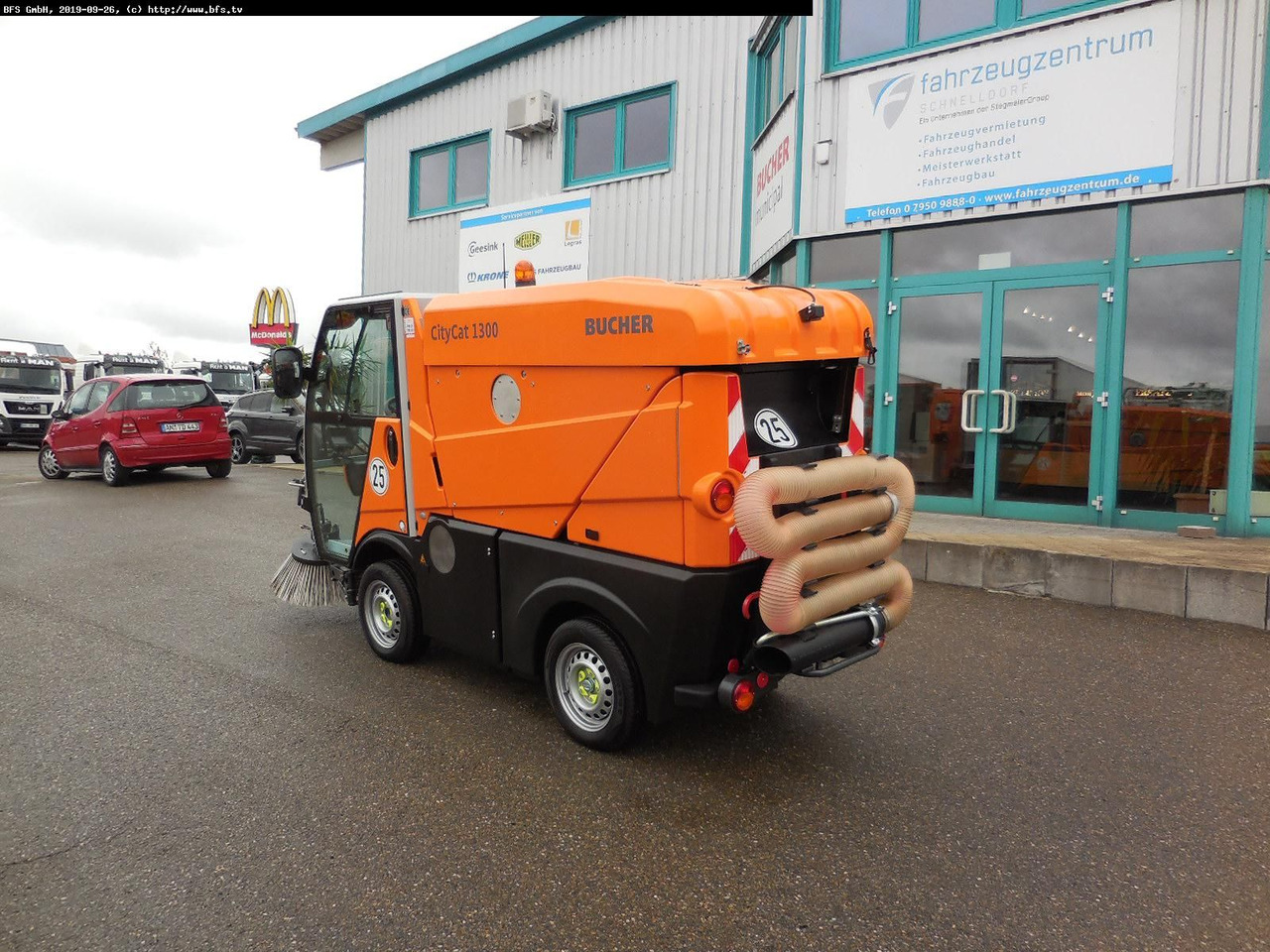 CityCat 1300 CityCat 1300 EuroMot IIIA - 2-Besen - Vozilo za pometanje: slika 3 CityCat 1300 CityCat 1300 EuroMot IIIA - 2-Besen - Vozilo za pometanje: slika 3