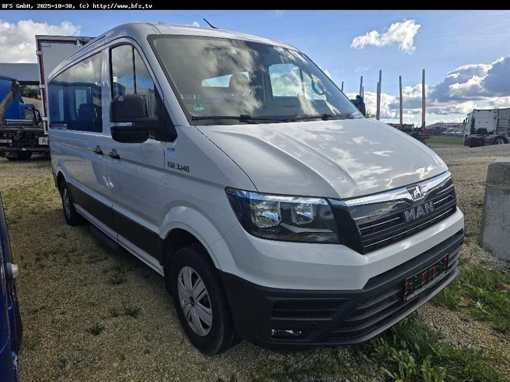 MAN TGE 3.140 4x2 F SB Kleinbus 9-Sitzer - Minibus, Potniški kombi: slika 1 MAN TGE 3.140 4x2 F SB Kleinbus 9-Sitzer - Minibus, Potniški kombi: slika 1