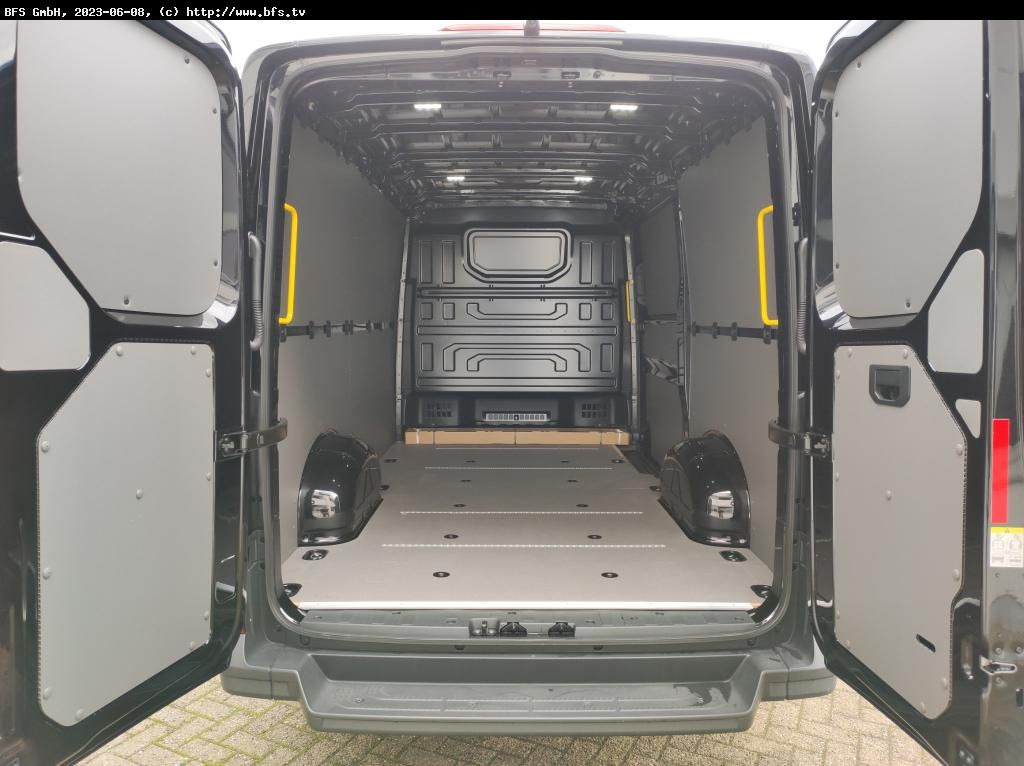 MAN TGE 3.140 4x2 SB Kastenwagen mit DSG und Dachre - Furgon: slika 3 MAN TGE 3.140 4x2 SB Kastenwagen mit DSG und Dachre - Furgon: slika 3