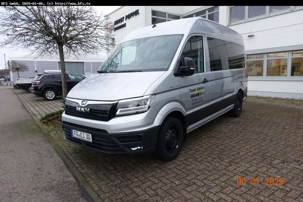 MAN TGE 3.180 4x2 F SB 8 Sitzer, Automatik, Anhängek - Minibus, Potniški kombi: slika 1 MAN TGE 3.180 4x2 F SB 8 Sitzer, Automatik, Anhängek - Minibus, Potniški kombi: slika 1