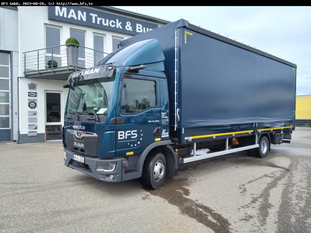 MAN TGL (TG3) 12.250 4x2 BL CH Plane und Spiegel, LB - Tovornjak s ponjavo: slika 1 MAN TGL (TG3) 12.250 4x2 BL CH Plane und Spiegel, LB - Tovornjak s ponjavo: slika 1
