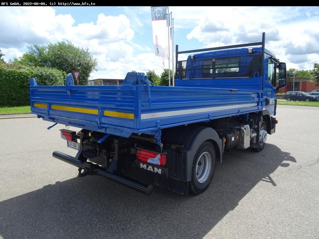 MAN TGL (TG3) 8.220 4x2 BB CH TG3, Schalter - Dostavno vozilo prekucnik: slika 2 MAN TGL (TG3) 8.220 4x2 BB CH TG3, Schalter - Dostavno vozilo prekucnik: slika 2