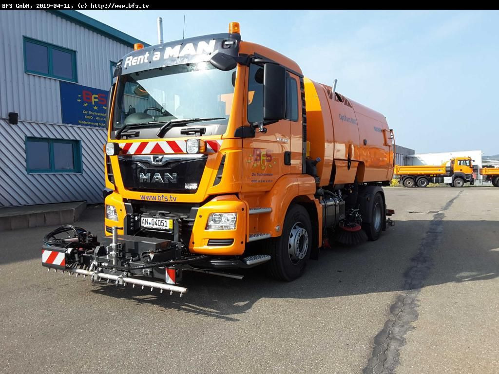 MAN TGS 18.360 4X2 LL Bucher OF 8000 RS beids. WK HD - Vozilo za pometanje: slika 1 MAN TGS 18.360 4X2 LL Bucher OF 8000 RS beids. WK HD - Vozilo za pometanje: slika 1