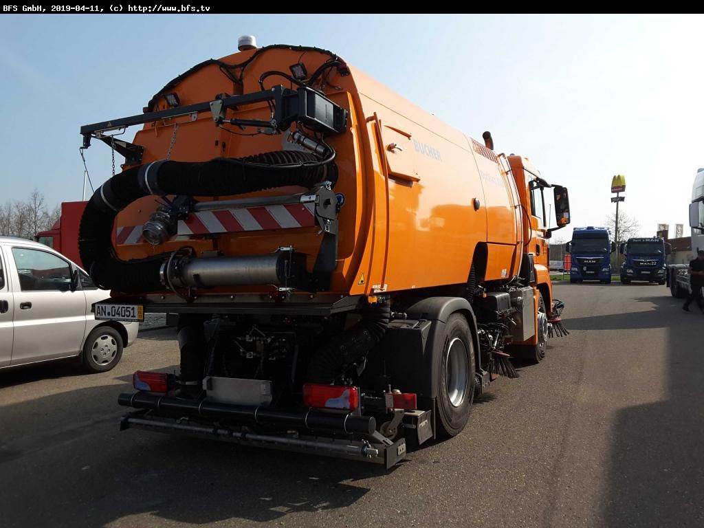 MAN TGS 18.360 4X2 LL Bucher OF 8000 RS beids. WK HD - Vozilo za pometanje: slika 2 MAN TGS 18.360 4X2 LL Bucher OF 8000 RS beids. WK HD - Vozilo za pometanje: slika 2