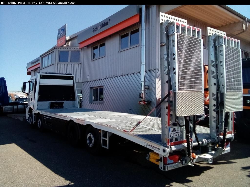 MAN TGS (TG3) 35.430 8x2-6 BL CH Plattform Aufbau mi - Vlečno vozilo: slika 2 MAN TGS (TG3) 35.430 8x2-6 BL CH Plattform Aufbau mi - Vlečno vozilo: slika 2