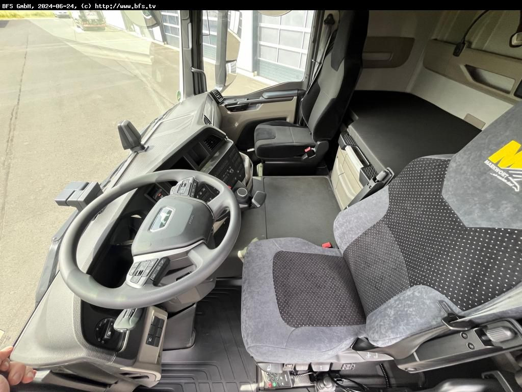 MAN TGS (TG3) 18.520 4x4 BL SA hohe Bauart, Kipphydr - Vlačilec: slika 4 MAN TGS (TG3) 18.520 4x4 BL SA hohe Bauart, Kipphydr - Vlačilec: slika 4