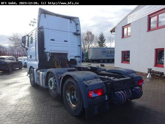 MAN TGX 26.580 6x2/4 BLS 6x2/4 Vorlaufachse - Vlačilec: slika 3 MAN TGX 26.580 6x2/4 BLS 6x2/4 Vorlaufachse - Vlačilec: slika 3