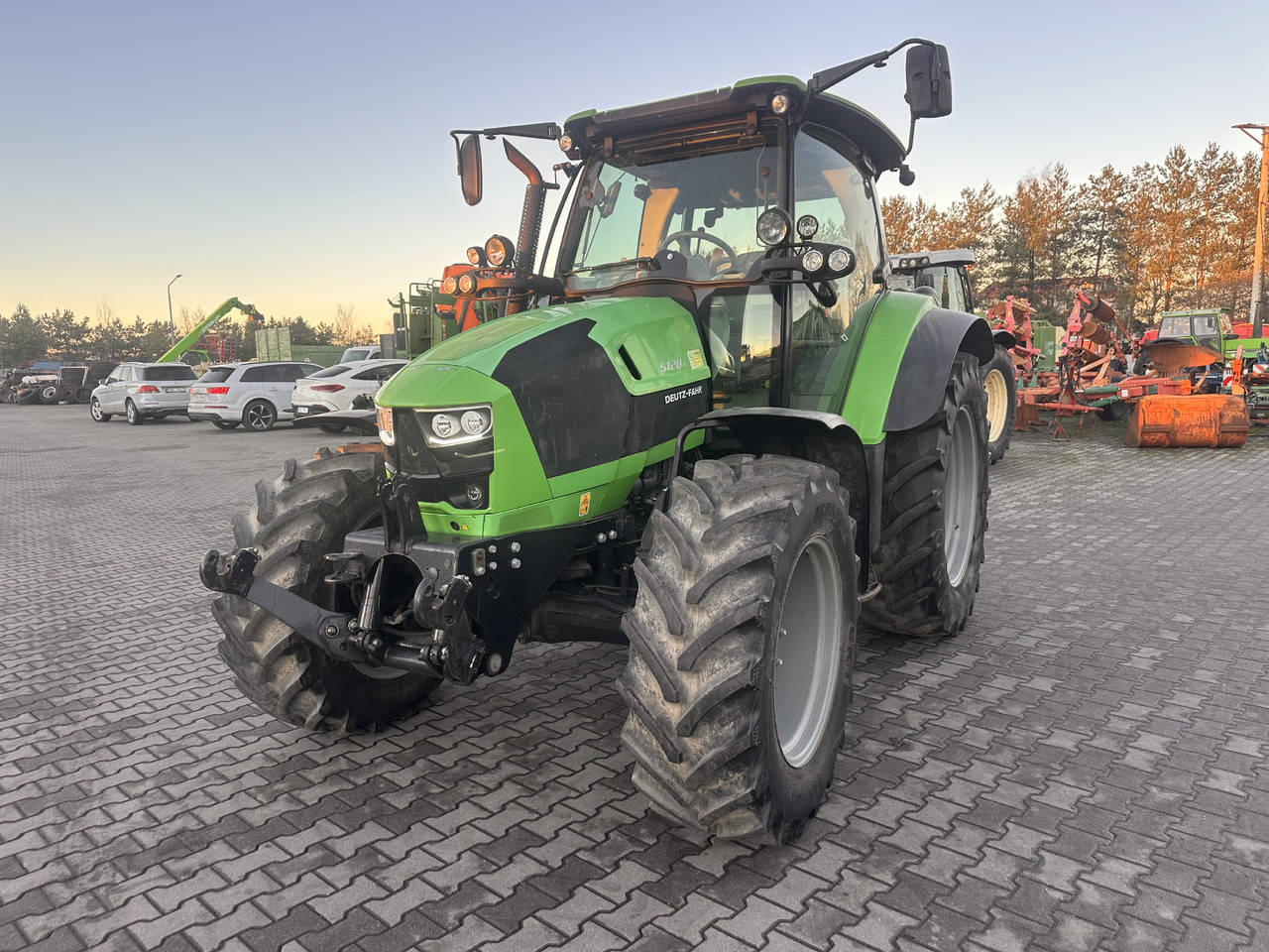 DEUTZ FAHR 5120 P - Traktor: slika 1 DEUTZ FAHR 5120 P - Traktor: slika 1