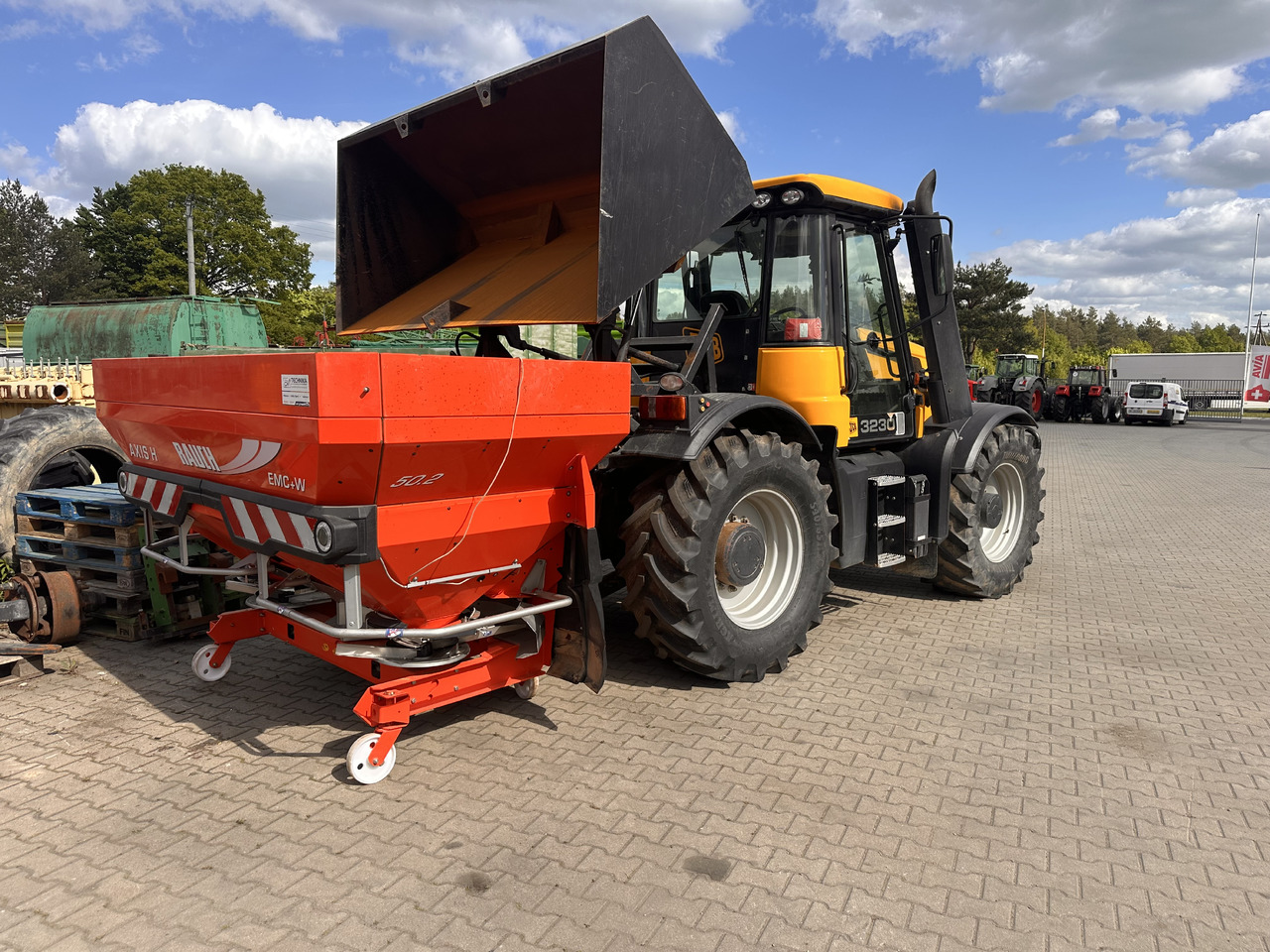 RAUCH AXIS-H 50.2 EMC+W VariSpread Dynamic GPS CCI 1200 IsoBus - Trosilnik gnojila: slika 3 RAUCH AXIS-H 50.2 EMC+W VariSpread Dynamic GPS CCI 1200 IsoBus - Trosilnik gnojila: slika 3