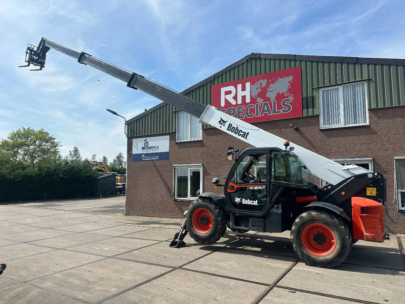 Bobcat T40.180 SLPB 31,CE, 3102 HOURS, 18 M , 4000KG 1200MM FORKS AIR CONDITIONER - Teleskopski viličar: slika 1 Bobcat T40.180 SLPB 31,CE, 3102 HOURS, 18 M , 4000KG 1200MM FORKS AIR CONDITIONER - Teleskopski viličar: slika 1